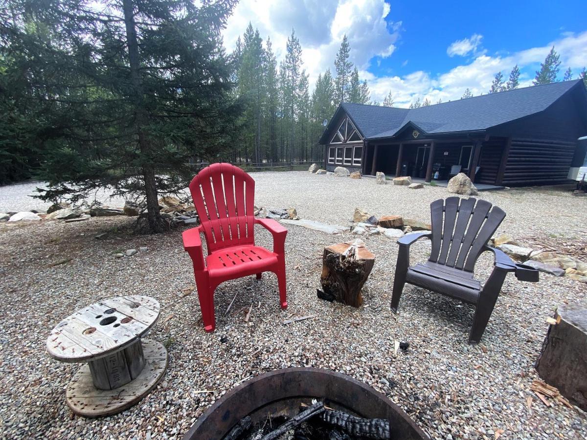 Villa Wolf Den Valemount Exterior foto
